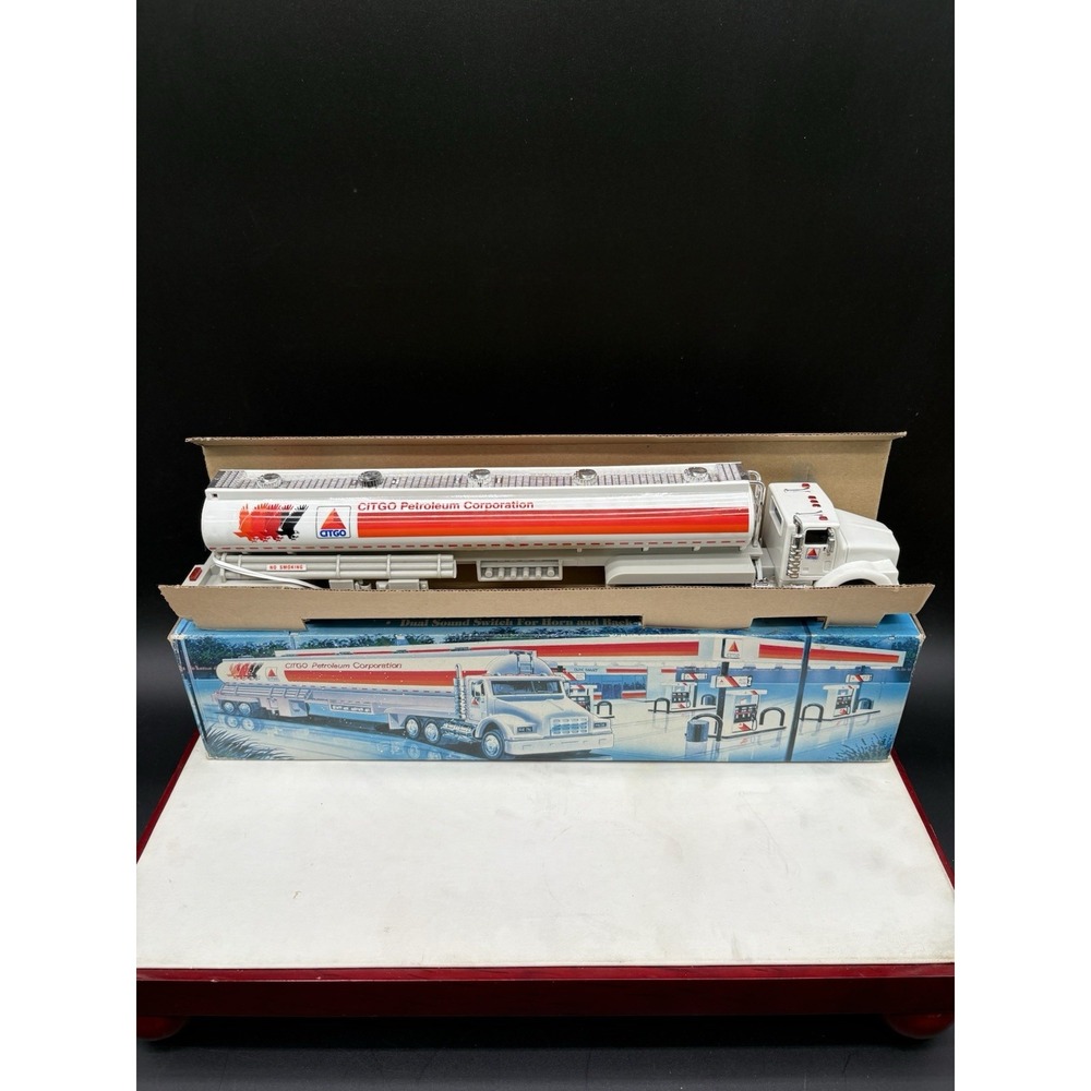 Citgo Toy Tanker Truck Kids White Excellent First of a Series Lights Sound